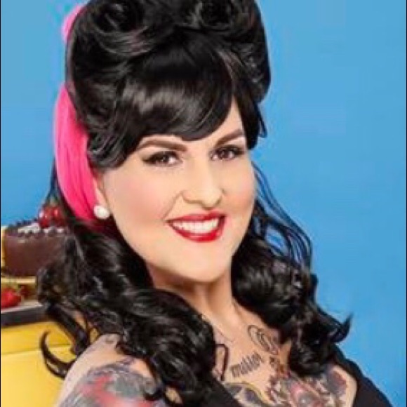 Meet your Posher, Michelle - Picture 1 of 1